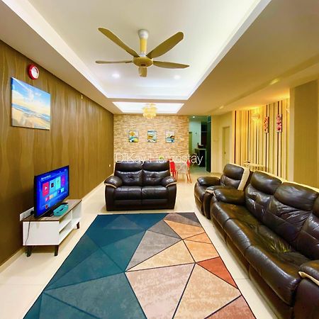 4 Bedrooms Homestay, Fully Aircond In Sendayan By D'Kay Homes I 10-15 Pax Seremban Exterior foto