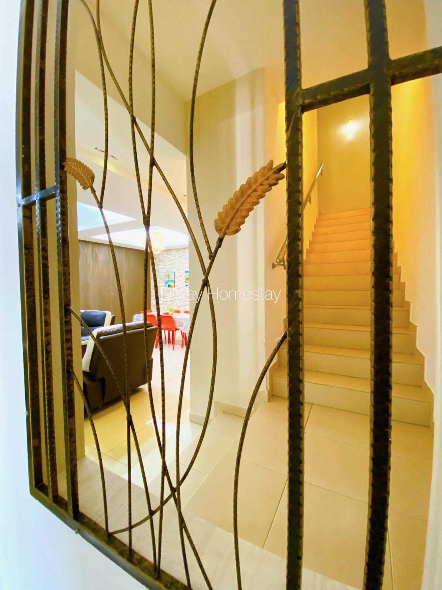 4 Bedrooms Homestay, Fully Aircond In Sendayan By D'Kay Homes I 10-15 Pax Seremban Exterior foto